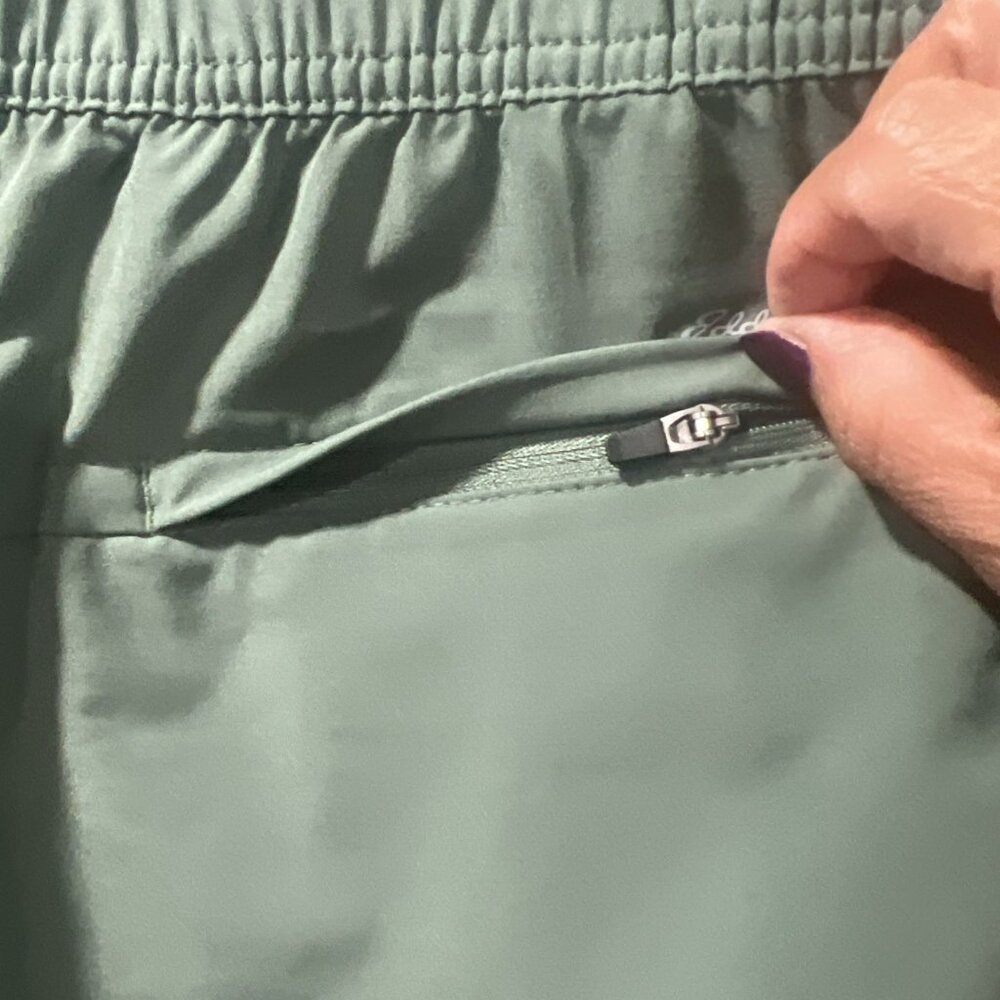 Eddie Bauer Ladies Traveler‎ Pant Medium Green High Rise Active Outdoor Trail - Picture 8 of 14